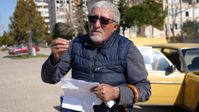 4 Aydır Arabada Yaşayan Adamın İlginç Hikayesi, ‘Eşim Hayatımı Zehir Etti’ Diyerek Anlattı - Resim : 4