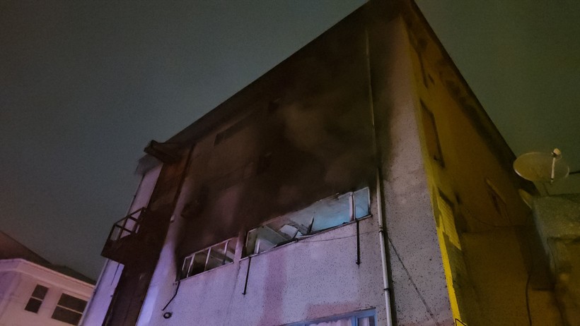 Bağcılar'da Tekstil Atölyesinde Korkutan Yangın - Resim : 2