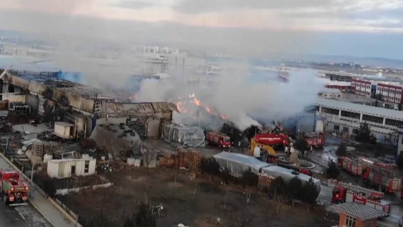 Orman Ürünleri Fabrikasında Korkutan Yangın! 13 Saat Boyunca Alev Alev Yandı - Resim : 5