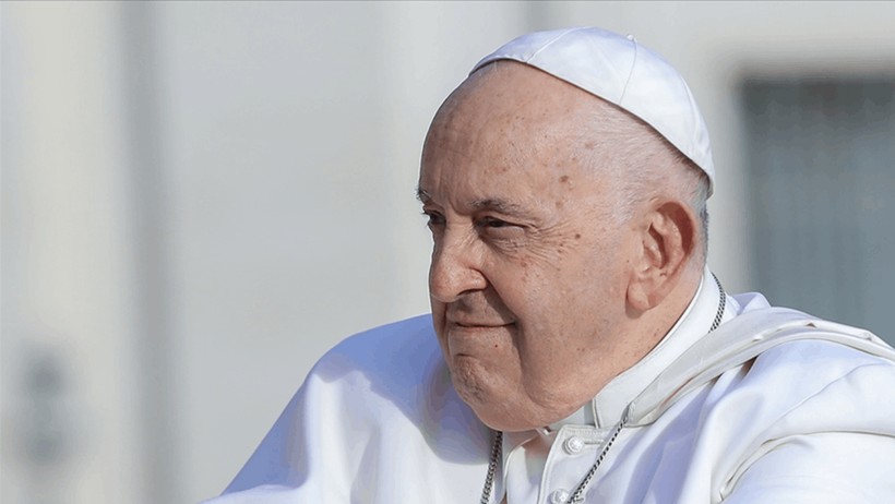 Papa Rahatsızlandı, Konuşmasını Yapamadı - Resim : 1