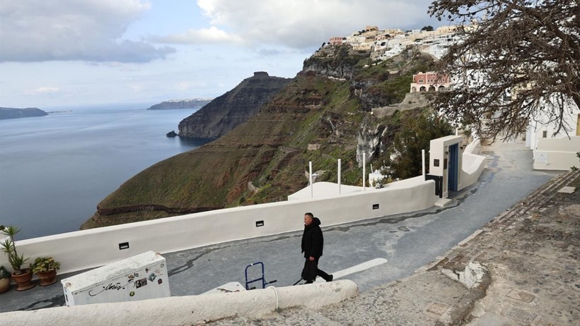 Ege'de Tehlike Büyüyor! Santorini Yerinden Çıktı, Volkan Patlayabilir - Resim : 2