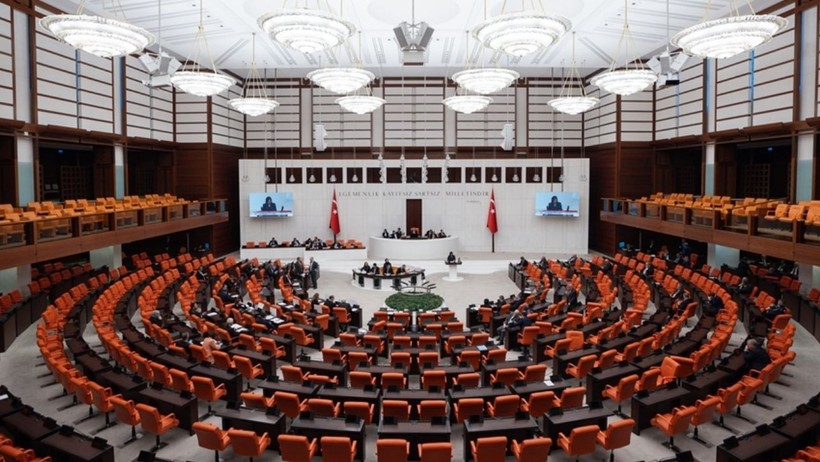 Milletvekilleri Komisyonu Terk Etmişti: DEVA Partisi'nden 'Zahide Yetiş' Tepkisi - Resim : 1