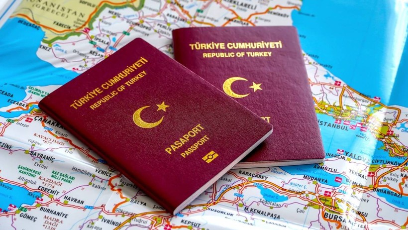 Genç Kızın Gözyaşları İçindeki 'Portekiz' İsyanı Gündem Oldu, Kimi Destekledi Kimi Linç Etti - Resim : 3