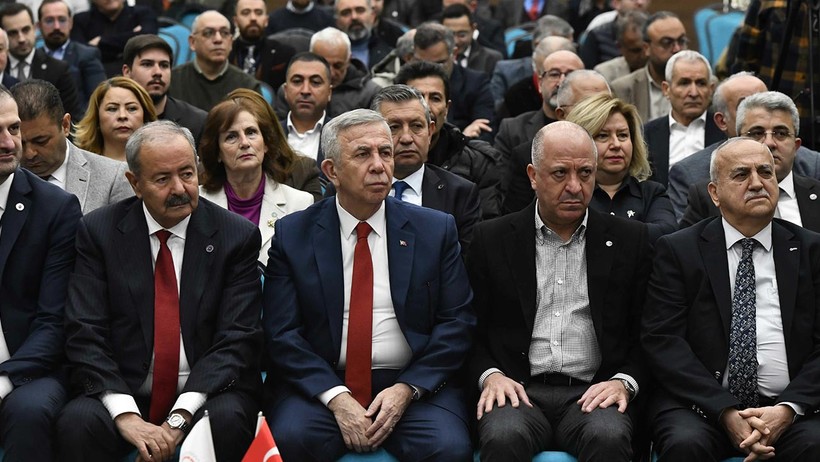 Mansur Yavaş'tan 'Yüzde 67' Çıkışı: Bir İnsanın Gücü, Kudreti Hiçbir Şeye Yetmez - Resim : 2