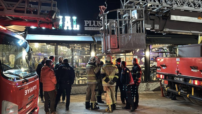 Alevlerden Kaçarken 7. Kattan Düştü - Resim : 1