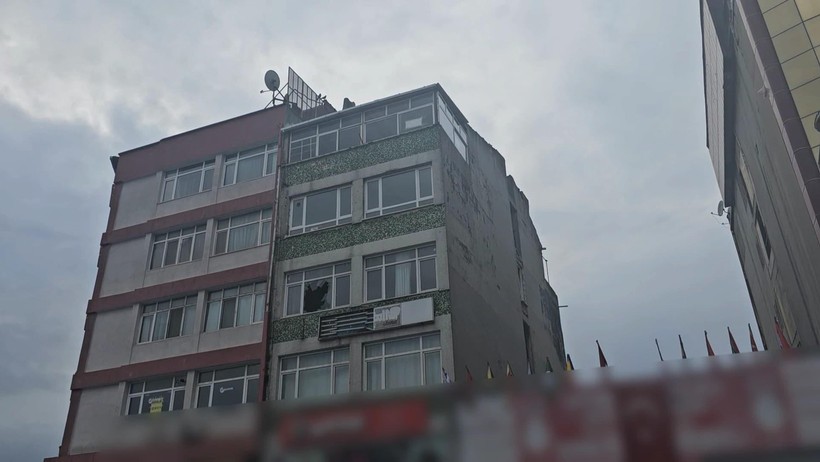Misafir Olarak Gelen Kişiyi Darp Edip Camdan Attılar, Kısa Sürede Yakalandılar - Resim : 1