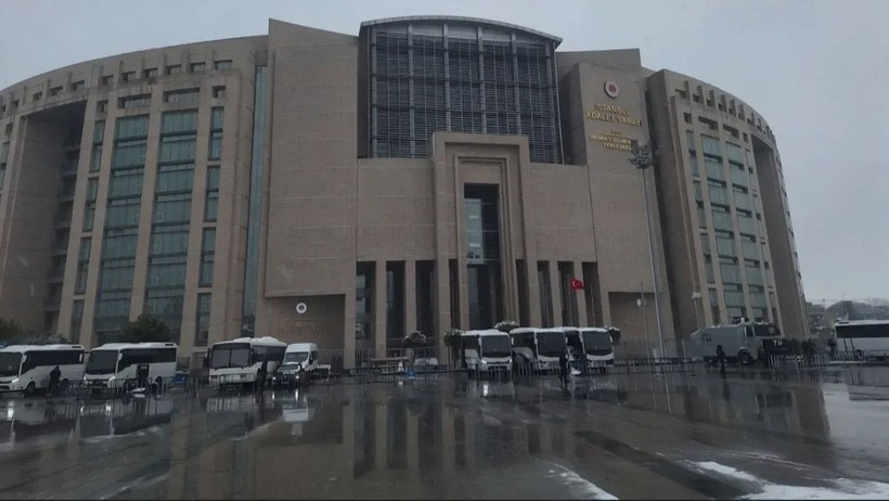 HDK Soruşturmasında Gözaltına Alınan 27 Kişi Tutuklandı - Resim : 1