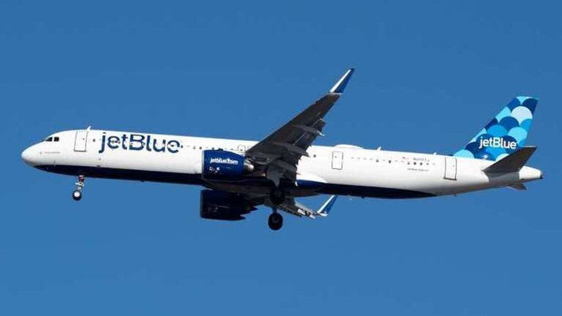 Uçak Kalkmadan Pilotu Tutuklandı! Gerekçe 'Çocuk İstismarı' - Resim : 1
