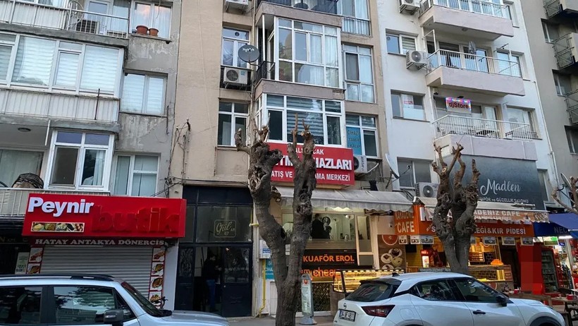 İzmir'de Kan Donduran Saldırı! Diş Hekimini Silahla Vurup Videosunu Annesine Yolladı - Resim : 1