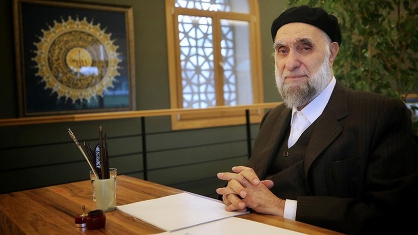 Hattat Hasan Çelebi, Son Yolculuğuna Uğurlandı - Resim : 1
