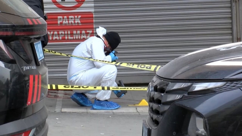 İstanbul'da Erkek Dehşeti: Sevgilisini Sokak Ortasında Öldürdü - Resim : 2