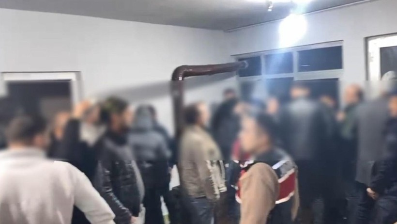 Jandarmadan Kumar Oynayan Kişilere Suçüstü - Resim : 1