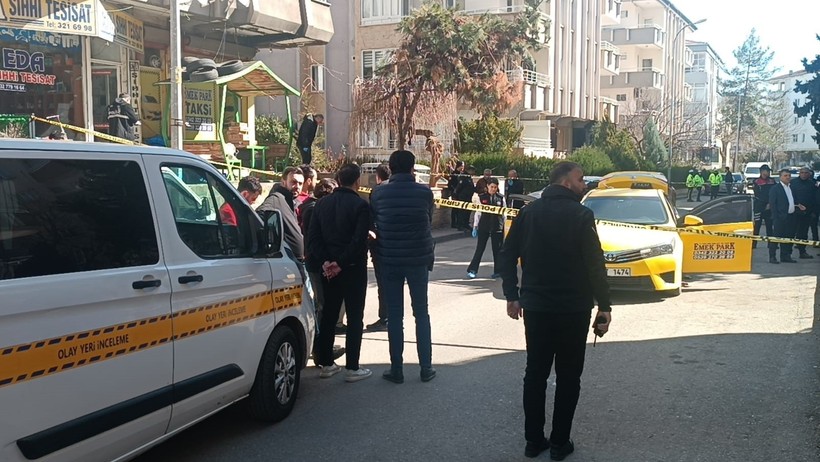 Polis Memuru Beylik Tabancasıyla Kardeşlerini Vurdu - Resim : 1