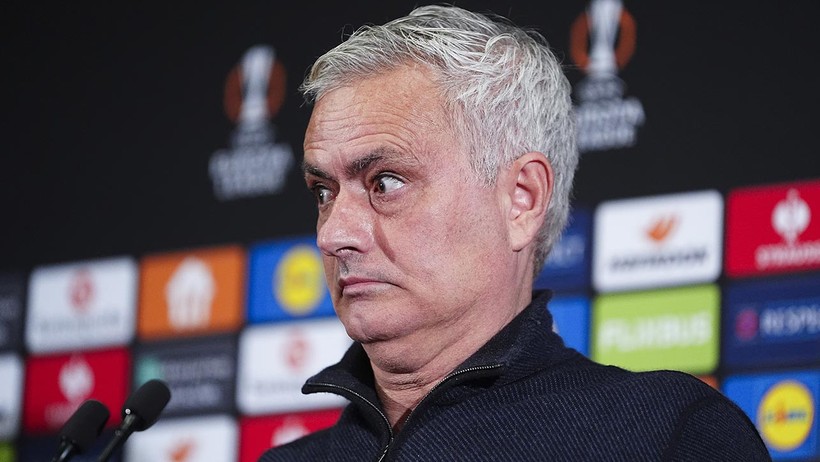 Jose Mourinho'dan Maç Sonu Değerlendirmesi: 'Takım Olarak Çok Kötüydük' - Resim : 1