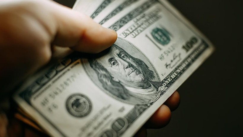Dolar ve Euronun Ateşi Yükseldi! - Resim : 1