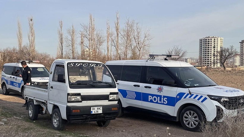 Korkunç Olayın Adresi Kayseri! Boş Arazide 1 Kişi Ölü, 3 Kişi Baygın Bulundu - Resim : 1