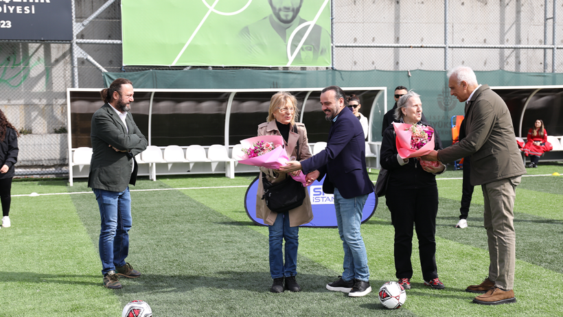 Galatasaray’ın Efsanesi’nin İsmi İBB Yedikule Spor Tesisleri’ne Verildi - Resim : 1