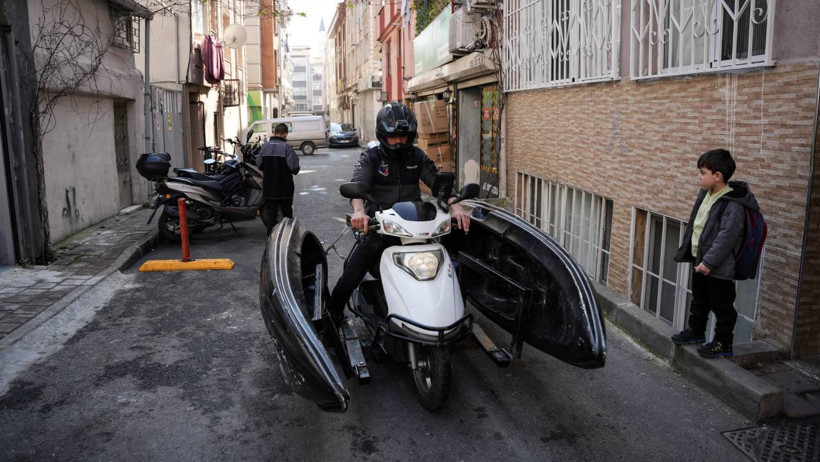 Denizde de Gidebilen Motosiklet Üretti - Resim : 2