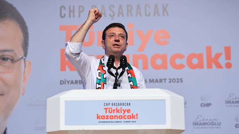 İmamoğlu'ndan Diyarbakır'da 'Kayyım' Mesajı! 'Milletin İradesine Çökmesinler Diye Yola Çıktık' - Resim : 1