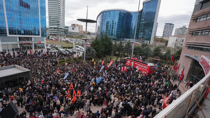 DEVA Partili Mehmet Emin Ekmen'den Gözaltı Çıkışı: 'Bu Operasyon Zaman Ayarlı Bir Bomba' - Resim : 2