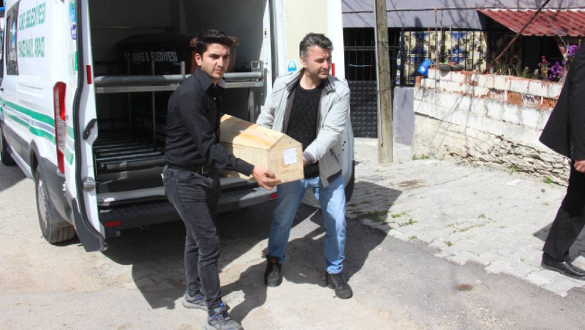 Baba mı Seri Katil mi? Yıllar Sonra Ortaya Çıktı: İki Bebeği Öldürmüş, 17 Kardeşten 5'i ise... - Resim : 1