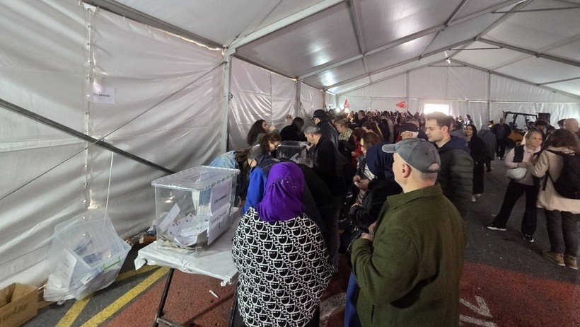 CHP'de Oy Verme İşlemleri Uzatıldı - Resim : 2