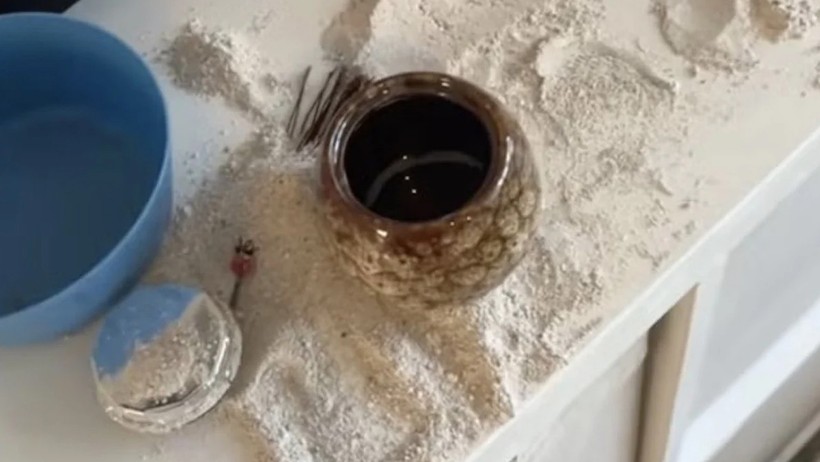 Tüm Dünya Bu Olayı Konuşuyor! 1 Yaşındaki Bebek Ölmüş Dedesini Yedi