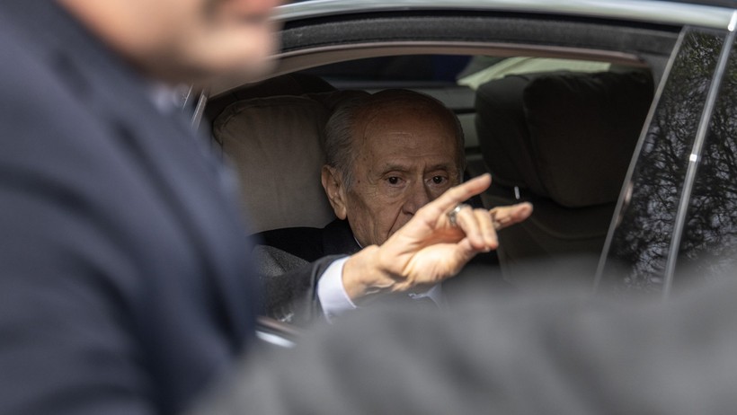 Devlet Bahçeli Aylar Sonra İlk Kez Kamera Karşısında: Türkeş'in Mezarını Ziyaret Etti - Resim : 2