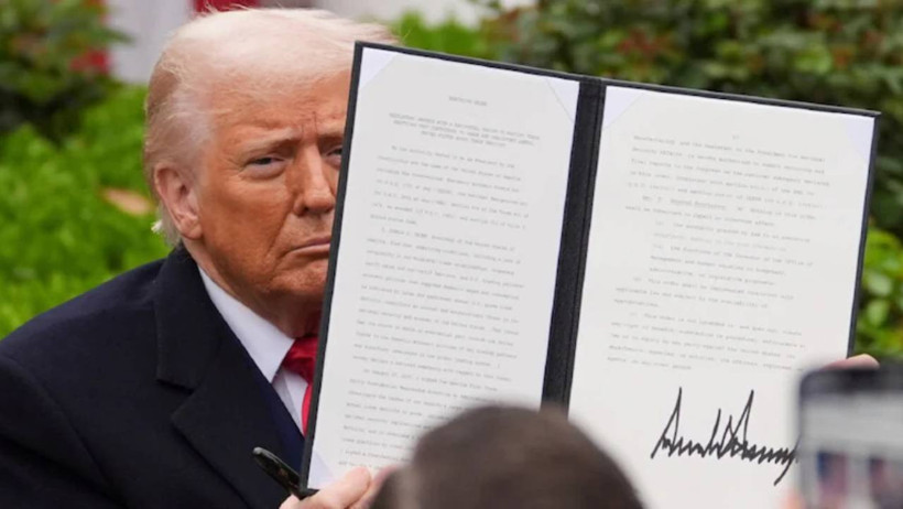 ABD Borsaları Çakıldı, Trump'tan Yeni Açıklama Geldi: 'Hastanın Durumu Ağırdı, Bir Operasyon Geçirdi' - Resim : 1