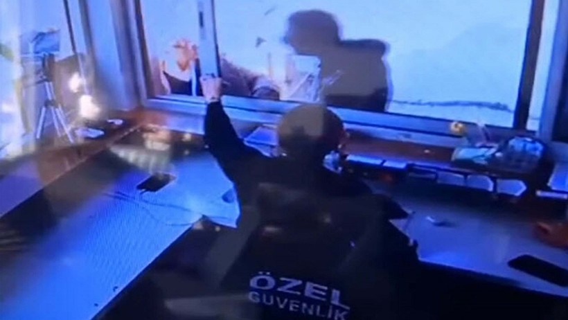 Selen'i Öldürüp Annesini Yaralayan Saldırganın Son Görüntüleri Ortaya Çıktı - Resim : 1