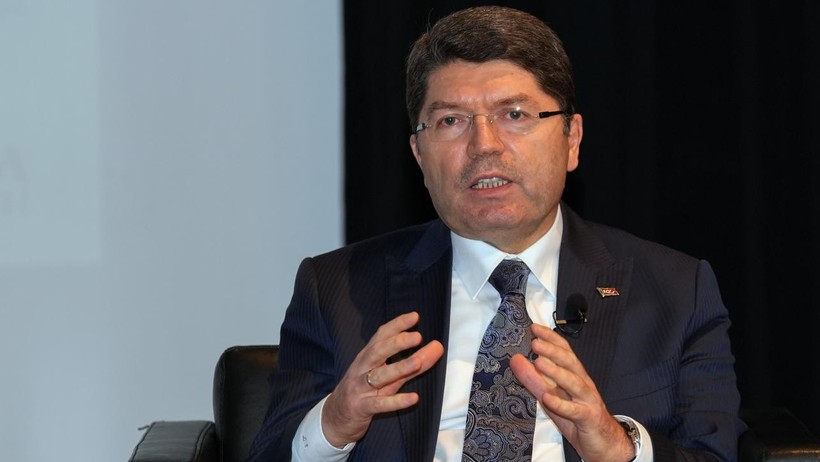 Siyasette 'Cunta' Krizi! Bakan Tunç'tan Özgür Özel'e Tepki - Resim : 1