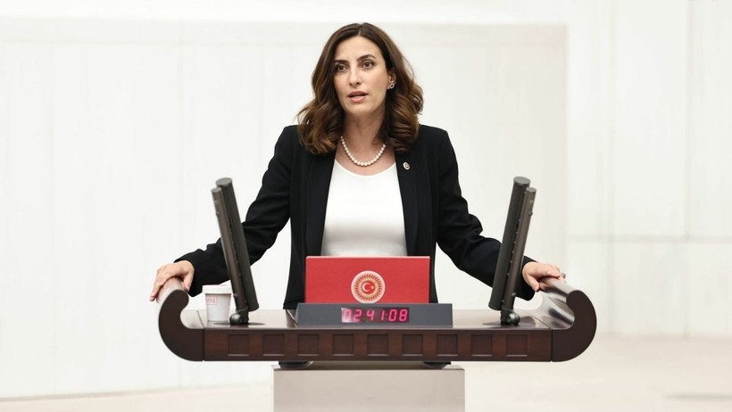 DEVA Partisi'nden Kuşdili Çayırı'nın Yapılaşmaya Açılmasına Tepki - Resim : 1