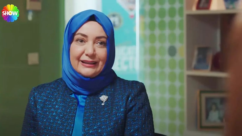 Kızılcık Şerbeti’nin ‘Pembe’si Sibel Taşçıoğlu'nun Arkadaşı Ortalığı Karıştırdı... Diziye Veda Etmeyecek mi? - Resim : 1