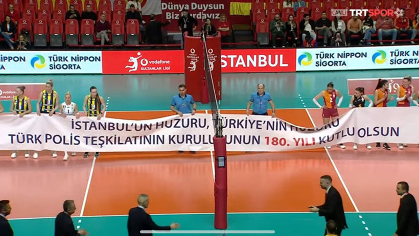 Sosyal Medya Bununla Çalkalandı, Galatasaray'a Tepki Yağdı... 'Pankart' Krizi Sonrası İlkin Aydın'dan İlk Açıklama - Resim : 1