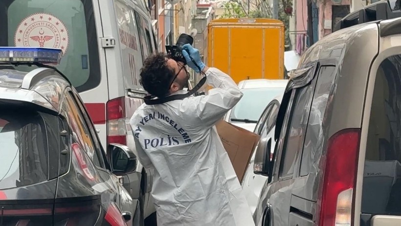 Şişli'de Sır Ölüm: İranlı Futbolcu Bodyguard Evinde Kanlar İçinde Bulundu - Resim : 1