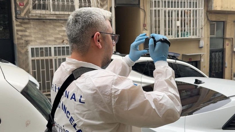 Şişli'de Sır Ölüm: İranlı Futbolcu Bodyguard Evinde Kanlar İçinde Bulundu - Resim : 2