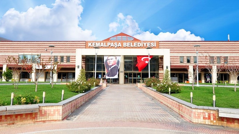 CHP'li Kemalpaşa Belediyesi'ne 'Gülşen Operasyonu': Belediye Başkan Yardımcısı ve 4 Kişi Gözaltına Alındı - Resim : 1