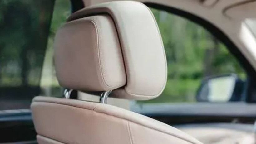 Arabanın Koltuk Başlıklarındaki Metal Çubuklar Meğer Bu İşe Yarıyormuş! Sürücülerin Yarısı Bilmiyor - Resim : 2