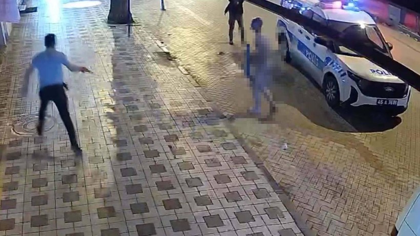 Manisa'da Kan Donduran Olay: Eşini Öldürdü, 8 Yaşındaki Kızını Defalarca Bıçakladı - Resim : 1