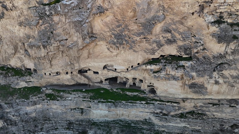 4 Katlı, 25 Odalı... Tunceli'deki Sırlarla Dolu 'İn Delikleri' İçin Harekete Geçiliyor - Resim : 3