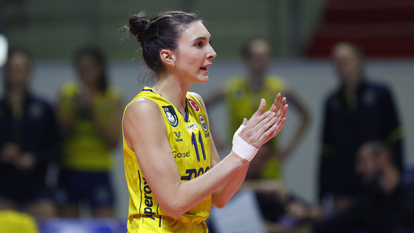 Galatasaray'dan Bomba Transfer! Resmen Açıklandı, Naz Aydemir Akyol İmzayı Attı - Resim : 1