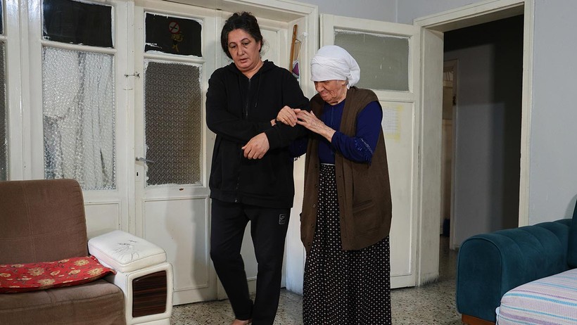 Mahkeme Tahliyesine Hükmetti! 5 Ay Sonra Evsiz Kalacak Olan Emine Teyze Gözyaşlarıyla Yardım İstedi - Resim : 3