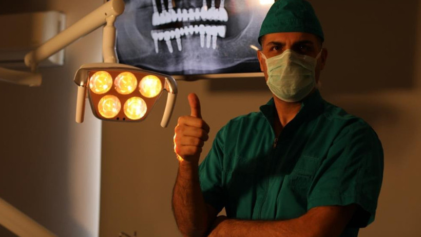 Uzmanından 'İmplant' Uyarısı! 'Sakın Bunları Yapmayın' - Resim : 1