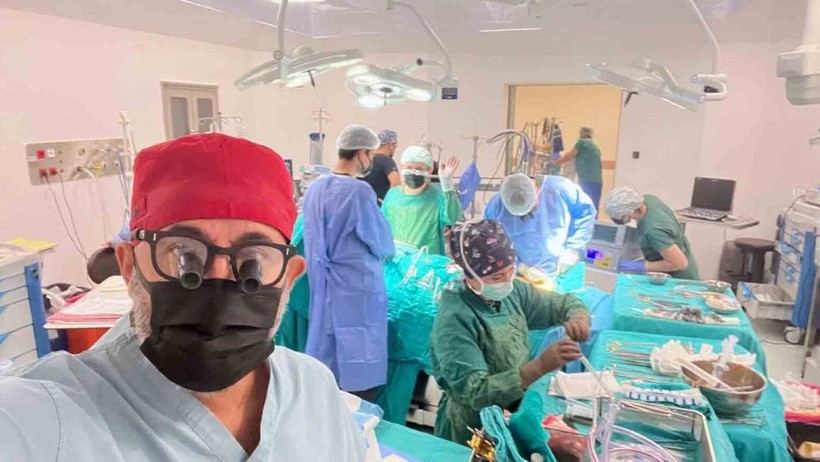 Antalya’da Mucize Operasyon: Ameliyat Masasında Öldü, 100 Dakika Sonra Dirildi - Resim : 1
