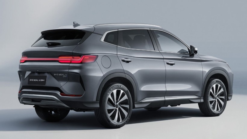 BYD Türkiye'de En Çok Satan Modeline 4 Elden Sarıldı! Yeni Modelin Fiyatı Belli Oldu - Resim : 2
