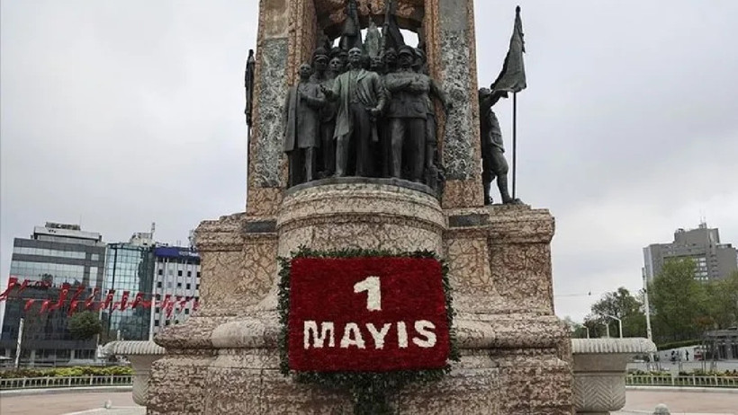 1 MAYIS İŞÇİ BAYRAMI MESAJLARI 2025: En Güzel ve En Anlamlı 1 Mayıs Emek ve Dayanışma Günü Mesajları - Resim : 3
