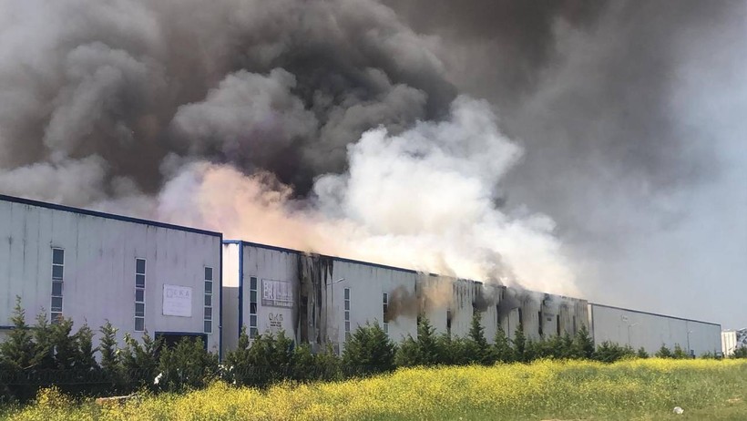 Tekirdağ'da Fabrika Yangını! Ekipler Sevk Edildi - Resim : 1