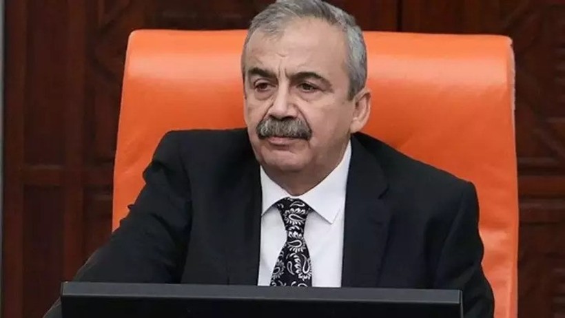 Sırrı Süreyya Önder'in Adı Diyarbakır'daki Bir Caddede Yaşatılacak - Resim : 1
