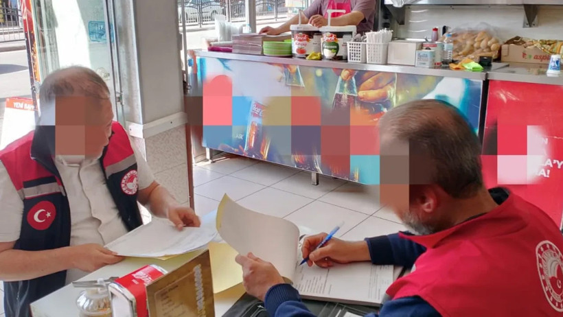 Tavuk Dönerciler Mercek Altında: 9 Milyon Liralık Ceza Yağmuru! - Resim : 2