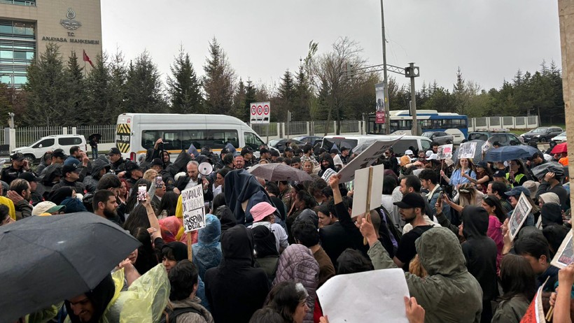 AYM 'Hayvan Katliamına Devam' Dedi... İptal İstemini Reddetti - Resim : 1